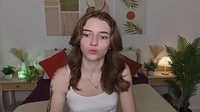 Snapshot of TayloryStar chatting on 06-04-26, 08:08 TayloryStar online show from 06-04-26, 08:08