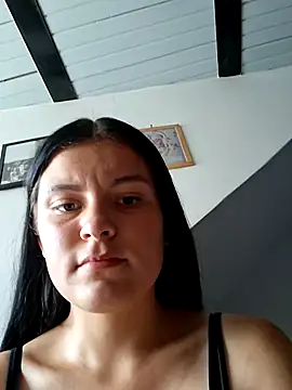 Yeras  online show from 05-28-26, 04:57