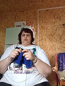 Snapshot of LisichkaOksana chatting on 06-23-26, 09:07 LisichkaOksana online show from 06-23-26, 09:07