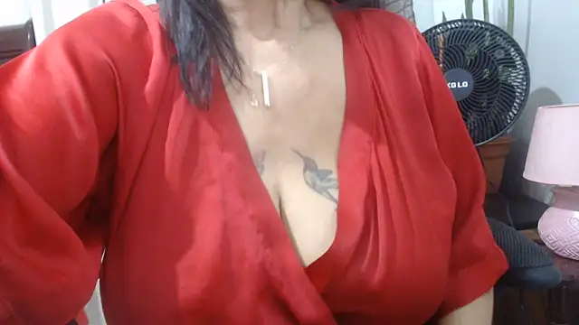 Snapshot of jenny_milf69 chatting on 05-29-26, 01:11 jenny milf69 online show from 05-29-26, 01:11