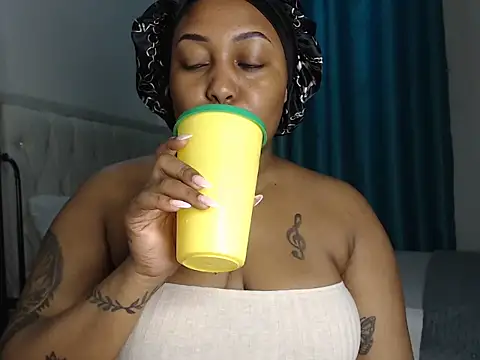 Mamacita Boo online show from 06-08-26, 02:28