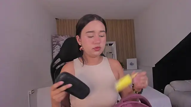 SweetNova1 online show from 05-26-26, 03:04