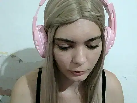 Angel Ristoww online show from 05-22-26, 01:14