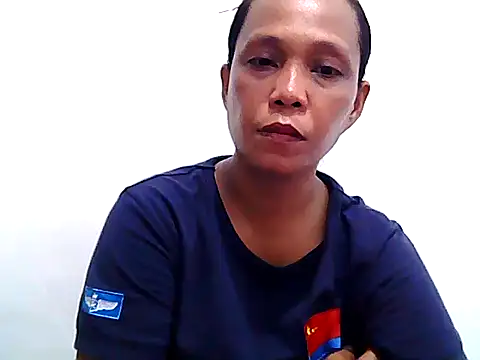 Snapshot of morenapilipina chatting on 05-17-26, 01:49 morenapilipina online show from 05-17-26, 01:49
