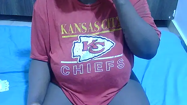 Snapshot of RawHoneyXo- chatting on 06-10-26, 05:52 RawHoneyXo- online show from 06-10-26, 05:52