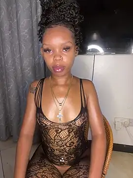 sexyie caramel online show from 06-27-26, 07:31