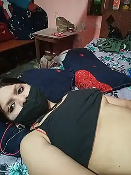 ZOYA-STRIP online show from 07-01-26, 08:42