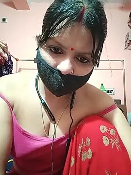 ZOYA-STRIP online show from 06-26-26, 04:35