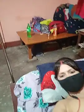 ZOYA-STRIP online show from 06-29-26, 05:45