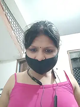 ZOYA-STRIP online show from 06-09-26, 06:31