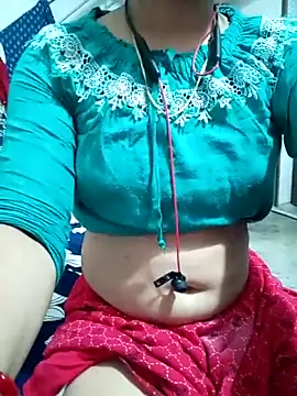 ZOYA-STRIP online show from 06-08-26, 11:44