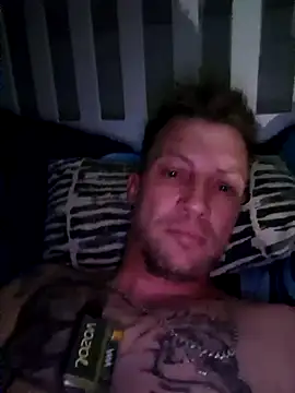 Snapshot of swissguy007 chatting on 05-31-26, 12:27 swissguy007 online show from 05-31-26, 12:27
