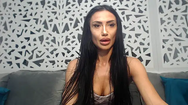 Snapshot of amandasin chatting on 07-01-26, 07:47 amandasin online show from 07-01-26, 07:47