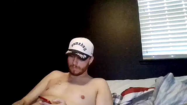 Snapshot of Tallhungcloudyyy chatting on 06-18-26, 10:59 Tallhungcloudyyy online show from 06-18-26, 10:59
