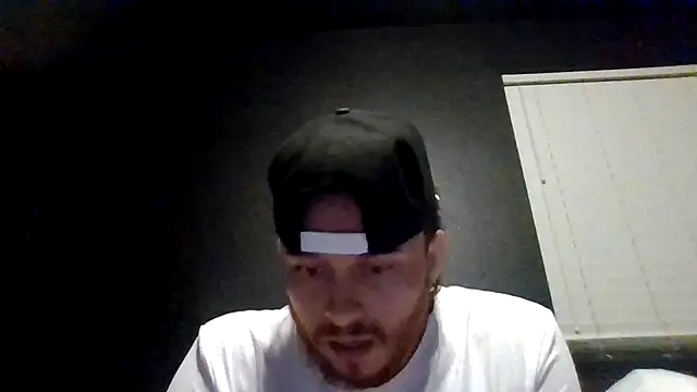 Snapshot of Tallhungcloudyyy chatting on 06-14-26, 06:25 Tallhungcloudyyy online show from 06-14-26, 06:25