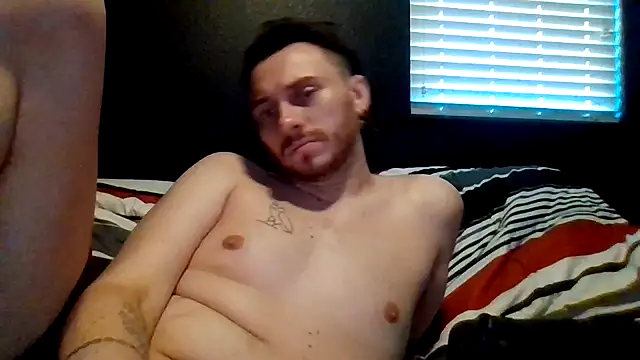 Snapshot of Tallhungcloudyyy chatting on 06-20-26, 11:10 Tallhungcloudyyy online show from 06-20-26, 11:10