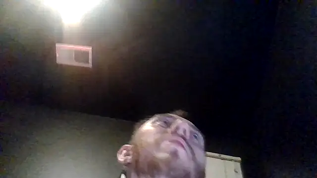 Snapshot of Tallhungcloudyyy chatting on 06-03-26, 11:33 Tallhungcloudyyy online show from 06-03-26, 11:33