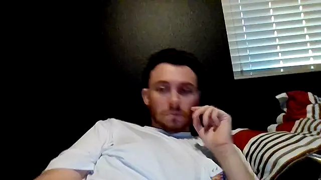 Snapshot of Tallhungcloudyyy chatting on 05-22-26, 02:31 Tallhungcloudyyy online show from 05-22-26, 02:31