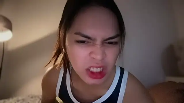Amylaa online show from 06-30-26, 03:01