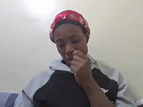 Eebony Bubbly online show from 06-14-26, 06:20