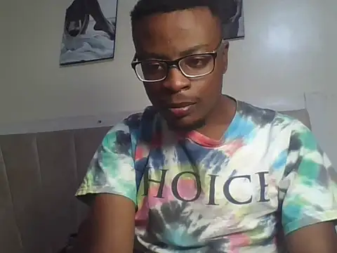 freakyboy255 online show from 06-17-26, 04:28