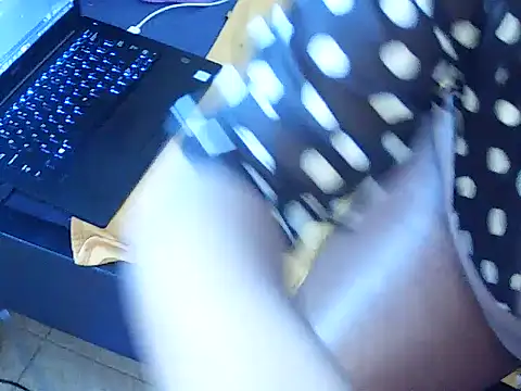 luna-elera online show from 06-10-26, 06:03