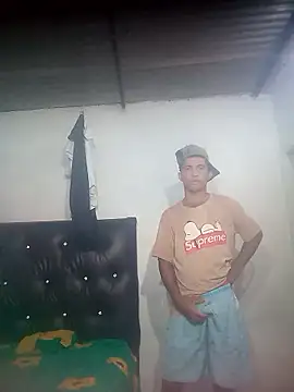 soymartinez2004 online show from 06-07-26, 01:44