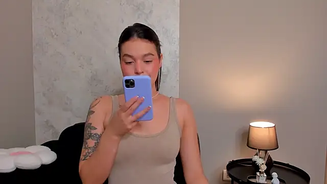 MeganColt online show from 06-18-26, 12:42