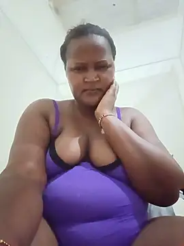 EbonyCurvess online show from 05-18-26, 03:39