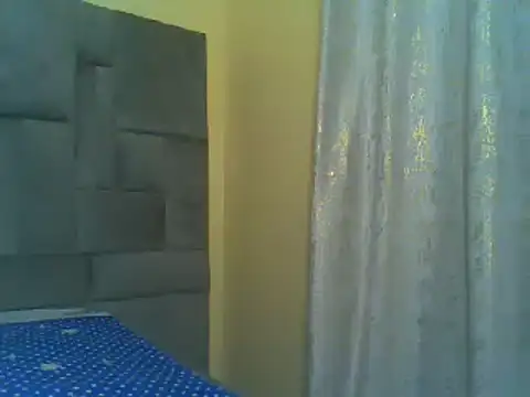 Snapshot of Cuteebony16 chatting on 06-06-26, 04:34 Cuteebony16 online show from 06-06-26, 04:34