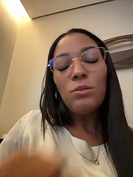 Snapshot of parlia_model chatting on 06-01-26, 02:39 parlia model online show from 06-01-26, 02:39