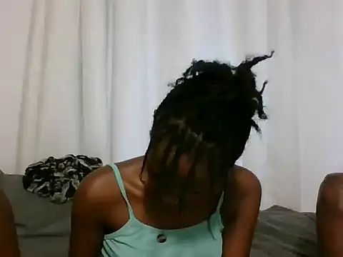 Sleek petite online show from 06-17-26, 02:05