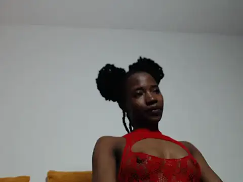 Snapshot of Dark_Seducta chatting on 06-07-26, 06:29 Dark Seducta online show from 06-07-26, 06:29