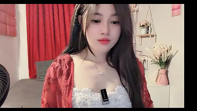 Bee-Cherry online show from 06-26-26, 02:17