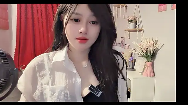 Bee-Cherry online show from 06-27-26, 06:19