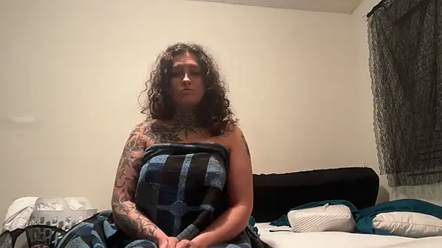 shadowmanNsnowflake online show from 07-07-26, 02:25