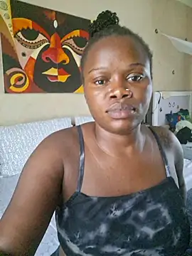 PinkyMonique online show from 05-19-26, 12:23