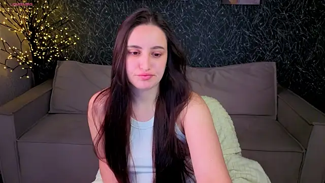 Elizabet Colllins online show from 07-08-26, 01:41