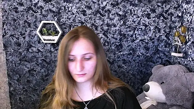 Jenny smille  online show from 05-30-26, 08:31