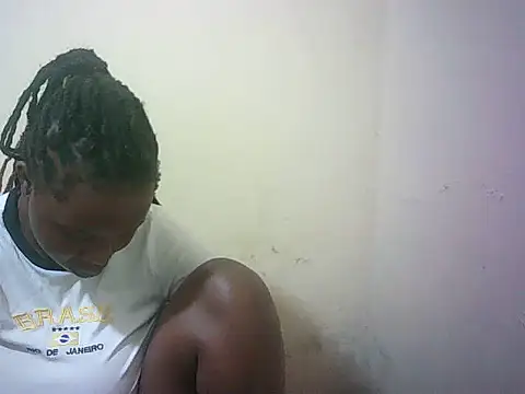 Snapshot of Irresistibleprincess02 chatting on 06-23-26, 08:23 Irresistibleprincess02 online show from 06-23-26, 08:23