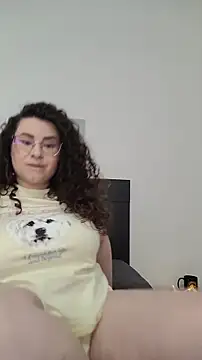 Snapshot of Elissa_Floyd__ chatting on 05-25-26, 04:34 Elissa Floyd online show from 05-25-26, 04:34