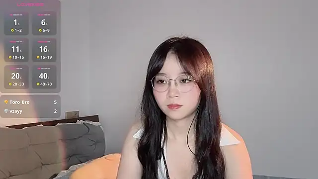 77-Vicky online show from 06-14-26, 07:09