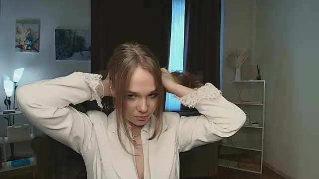 VetaIssacs online show from 05-19-26, 01:29