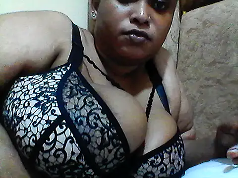 Pretty sandrah online show from 05-19-26, 06:15