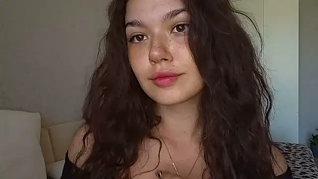Snapshot of Vicki_queen chatting on 07-04-26, 05:03 Vicki queen online show from 07-04-26, 05:03