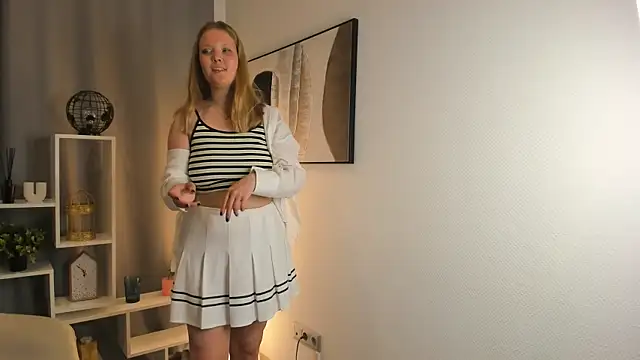 VernitaJanson online show from 05-19-26, 09:16