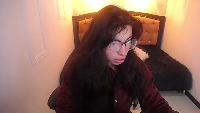 Snapshot of Allyshon_ chatting on 06-30-26, 07:58 Allyshon online show from 06-30-26, 07:58