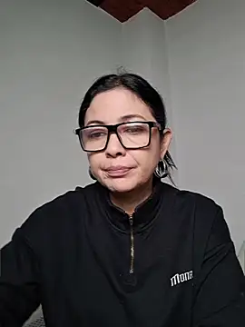 Scarlett Valnyx online show from 06-10-26, 01:12