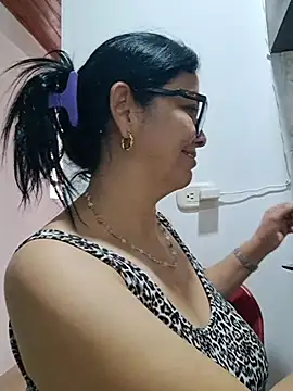 Scarlett Valnyx online show from 07-01-26, 03:01