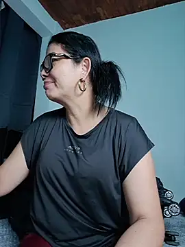Scarlett Valnyx online show from 06-01-26, 01:11